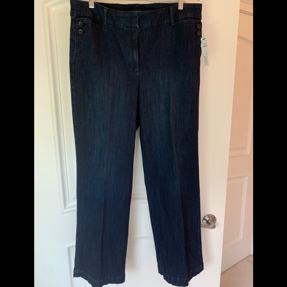 Talbots ⭐️NWT⭐️ boot leg jeans.  Size 16.